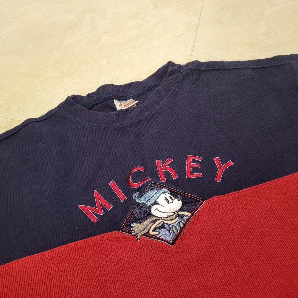 VTG Disney Store Mens L Large Mickey Mouse Ski Lodge Embroidered Sweater